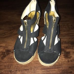 Michel Kors Damita Wedges